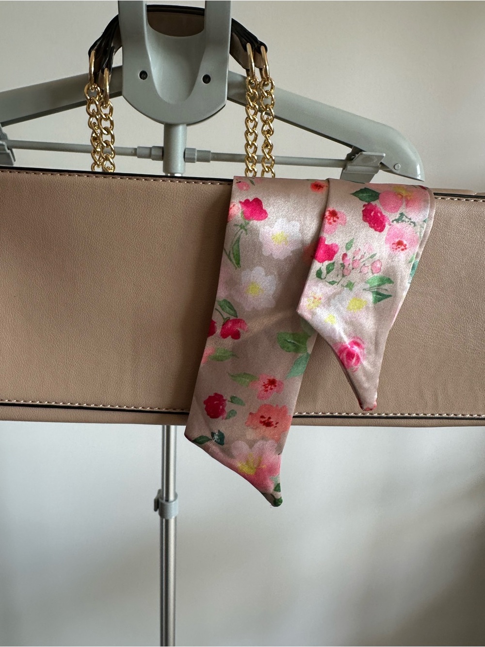 Ardene Taupe Quilted Shoulder Bag with Gold Chain and Floral Scarf - Picture 11 of 15
